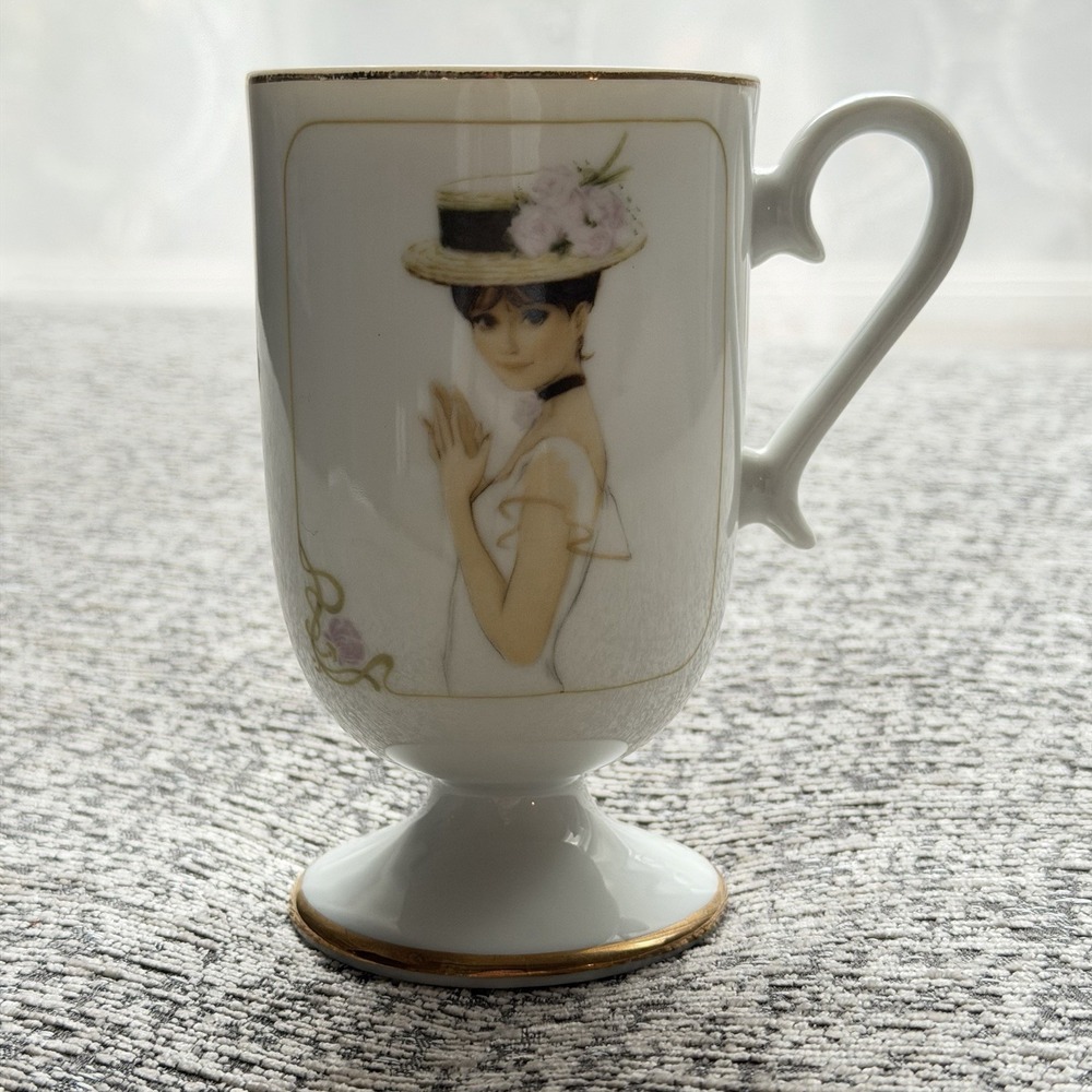 Vintage Enesco Elegance Mug #1 Josephine Currie 1978 Irish‎ Coffee Pedestal